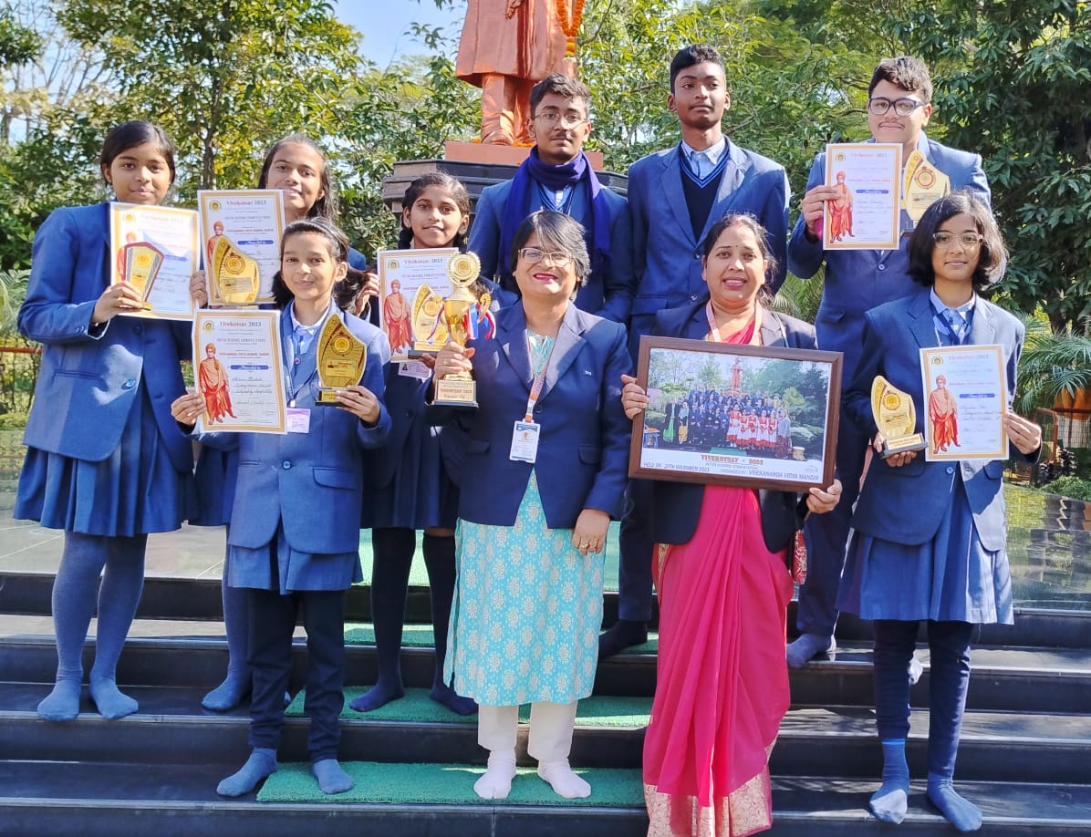 विवेकानंद विद्यमंदिर में आयोजित विवेकोत्सव
